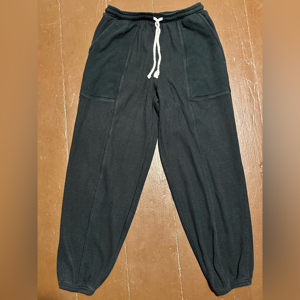Aerie Black Waffle Jogger Pants with White Drawstring